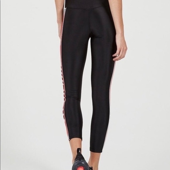 👠PE Nation high waisted black and zebra Pilates leggings - Picture 2 of 7